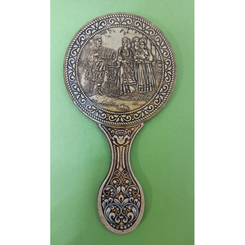 Зеркало с ручкой " Баянист " Артикул 00316-17937